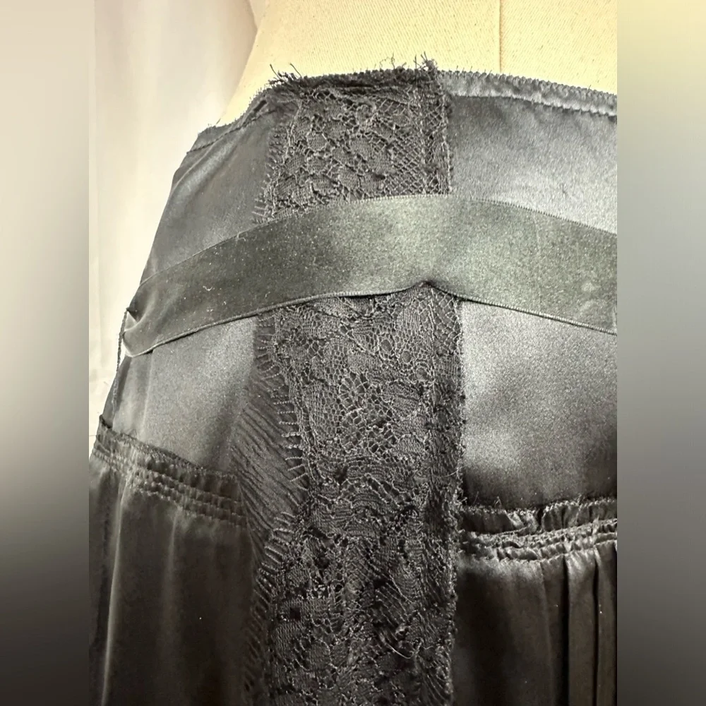 NWT Prada Black 100% Silk Satin & Lace Skirt Sz 38